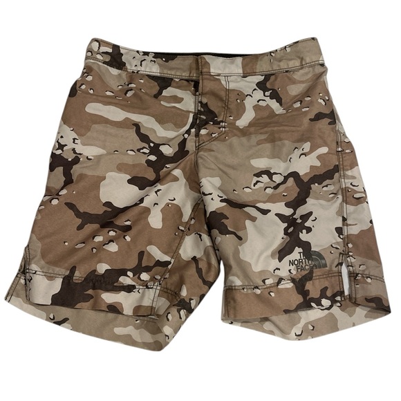 The North Face Shorts - Picture 1 of 8